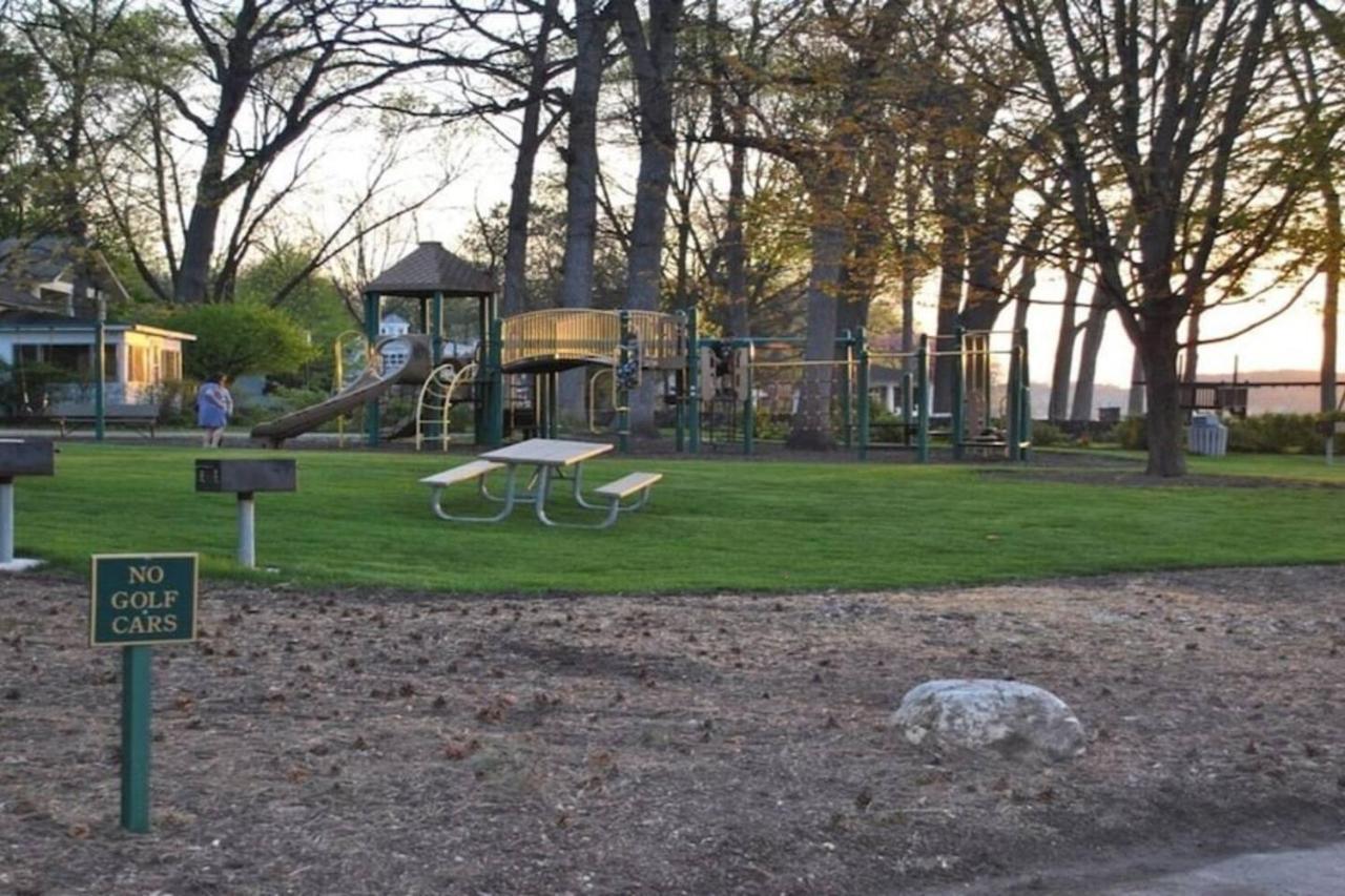 Villa Early Check In- Late Check Out Free Day! Lake Geneva Exterior foto